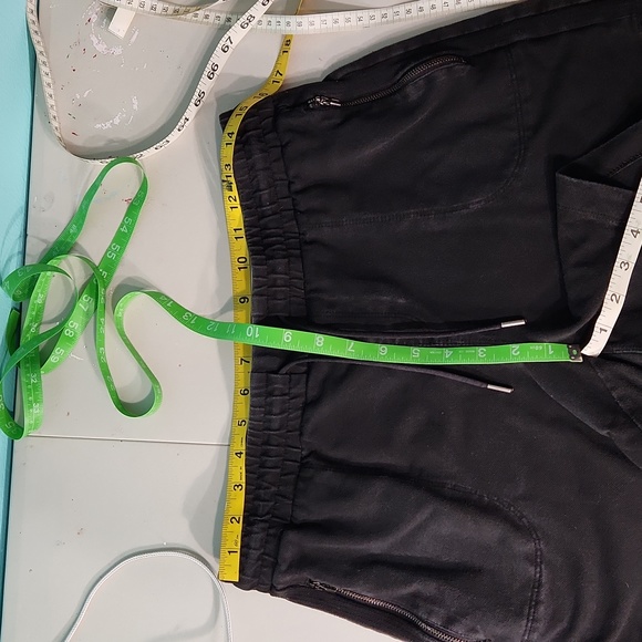 5/$25🌴Athletic Works Athlesure Medium Shorts with Zippered Pockets - Picture 8 of 8